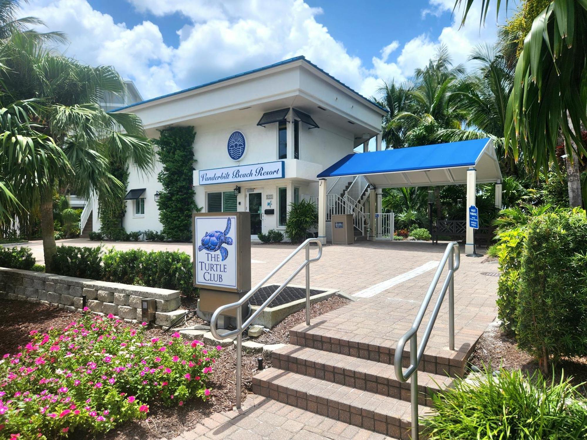 范德比尔特海滩度假村 North North Naples 外观 照片